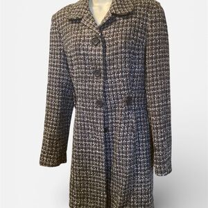 Chic Black and White Tweed Blazer